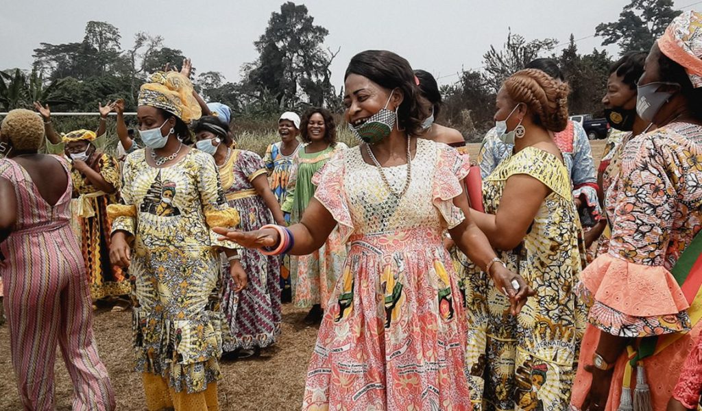 African tribeswomen celebrating